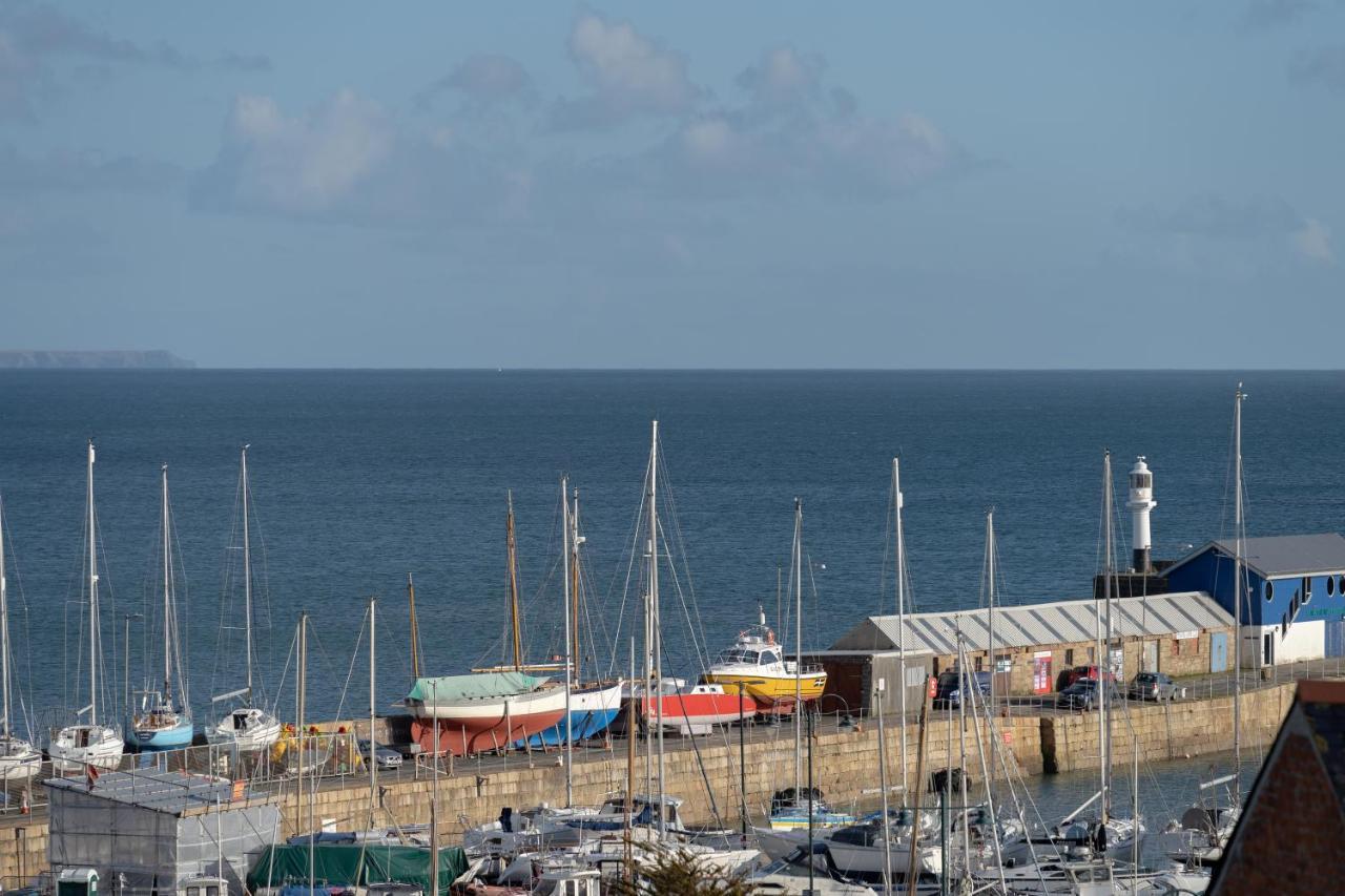 Stunning Views Over Mounts Bay With Balcony Penzance Exterior photo